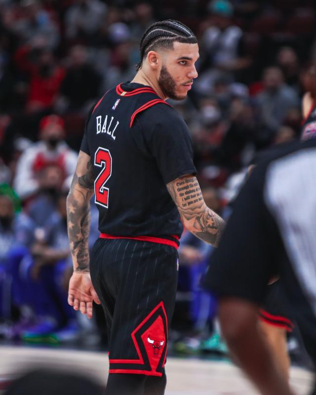 世界杯淘汰赛赛程-NBA将公布违规招募调查结果 热火公牛会被重罚？